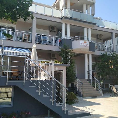 Apartment'S Meti 울친 외부 사진