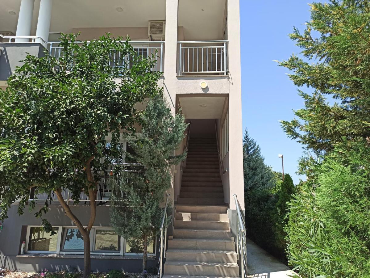Apartment'S Meti 울친 외부 사진